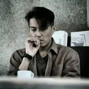 但大概娶了李佳也是靳东的福