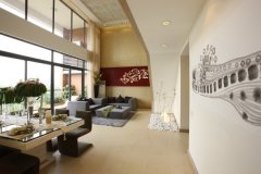 <b>虽然现正在大大都人都住正在高高的楼</b>